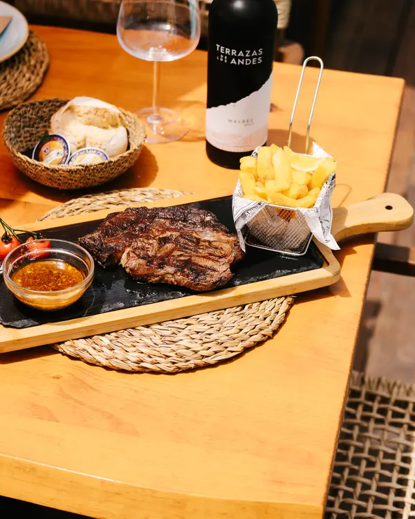 Entrecot con patatas en Marbella